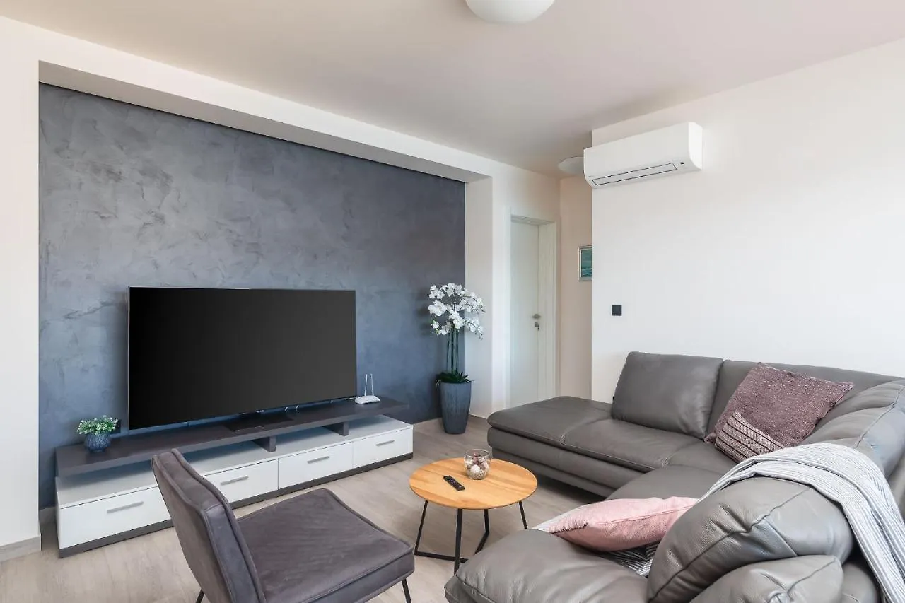 Apartment Prestige 1 Trogir 0*,  Croatia